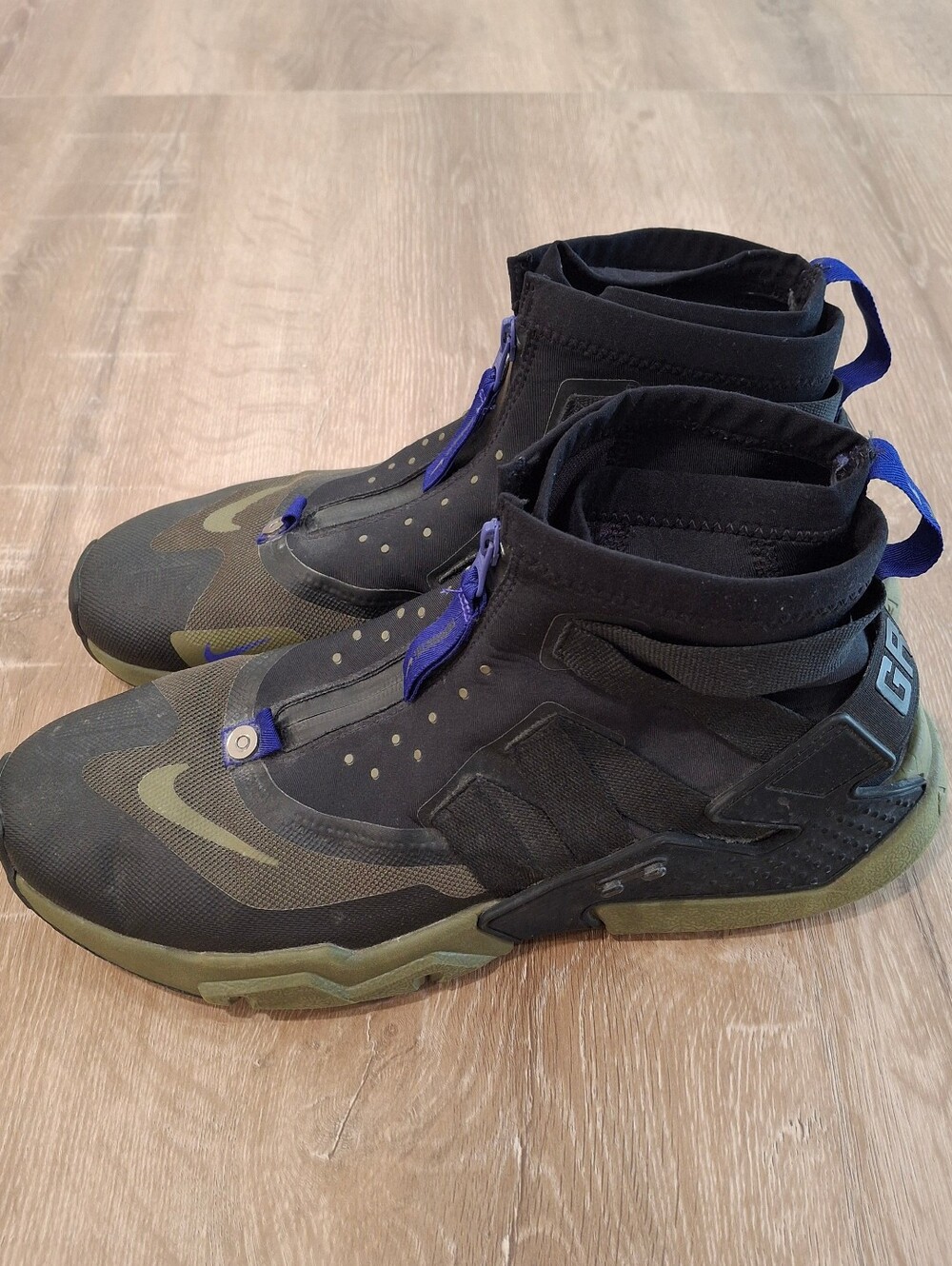 Nike Air Huarache Gripp Men's Size 15 Black Medium Olive Huarache Gripp